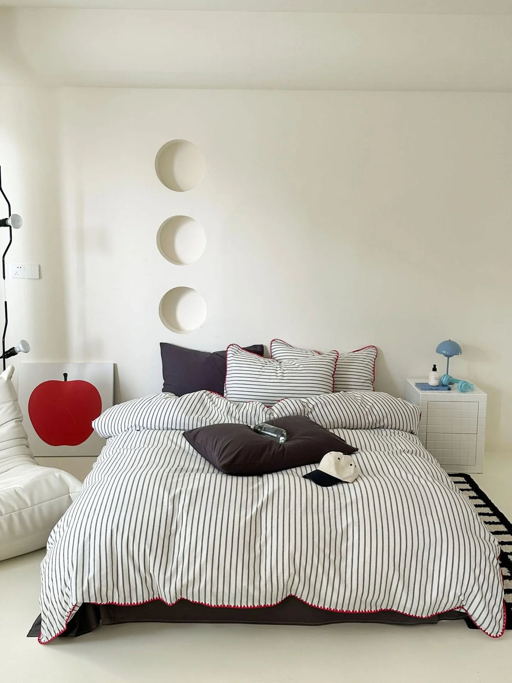 Black Striped Washed Cotton Bedding Set with Red Scalloped Trim - RoomDen