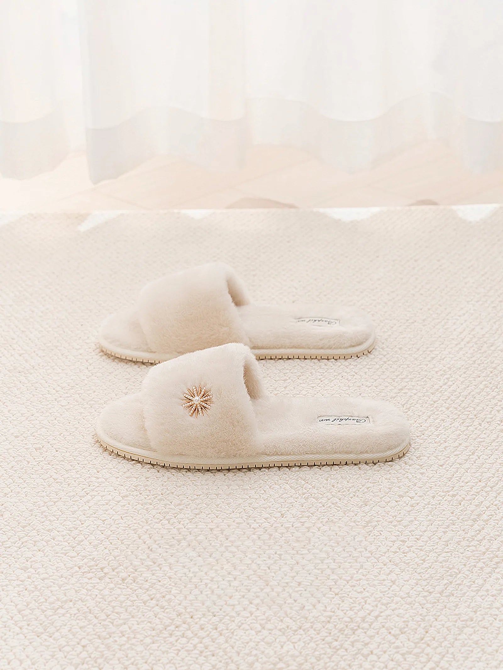 Side view of White Soft Girl Aesthetic House Slides - RoomDen