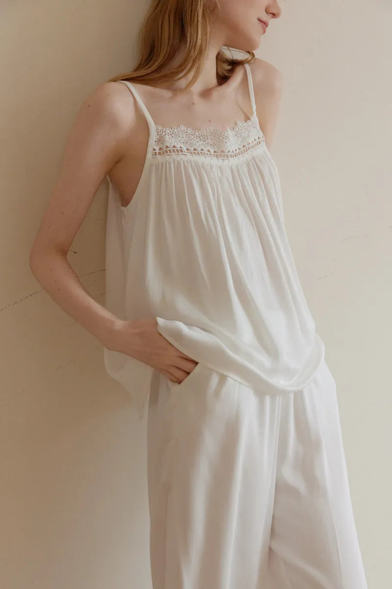 White Cotton Sateen Camisole and Pants Set Detail - RoomDen