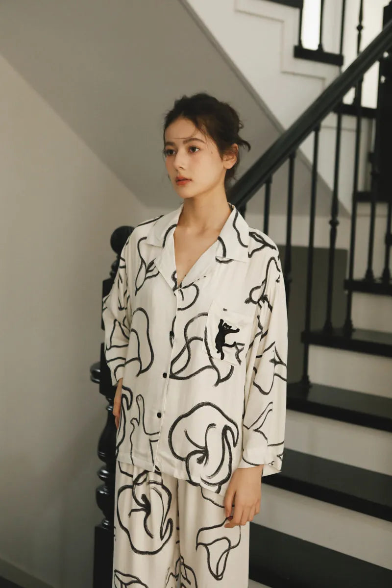 White Cotton Sateen Pajama Set with Abstract Cat Sketch - RoomDen