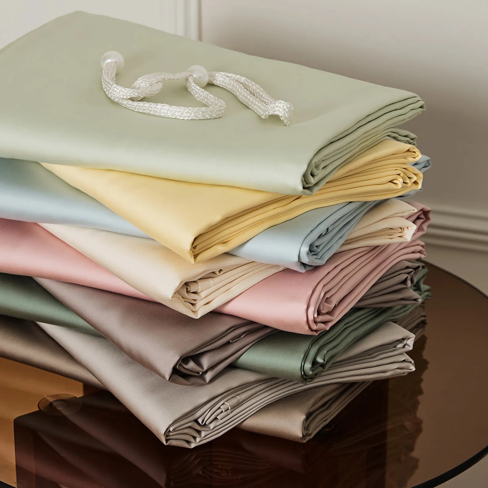 Cooling Tencel duvet cover in soft pastel tones with a smooth, silky drape – RoomDen