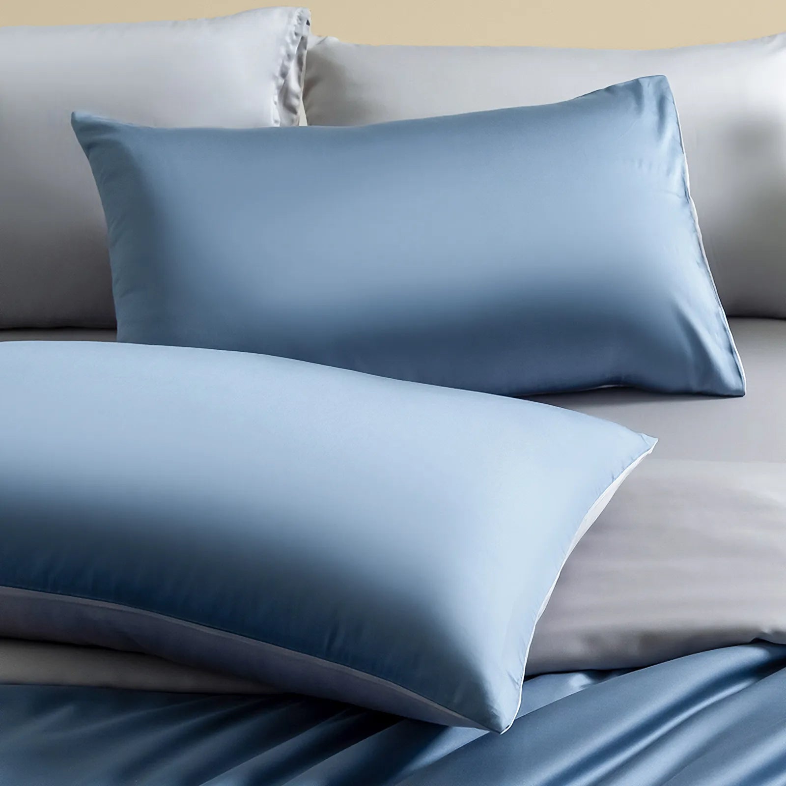 Cooling Tencel pillowcase with a smooth two-tone minimalist design – RoomDen