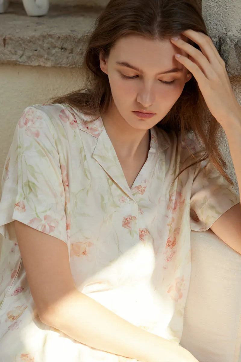 RoomDen Silky Watercolor Floral Cotton Sateen Pajama - Close up of floral print and collar detail
