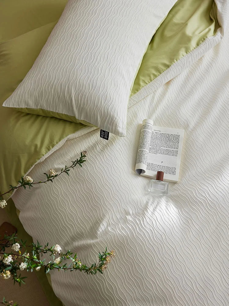 Top-down detail shot of the Cream White wavy texture against the Matcha Green reverse side. - RoomDen