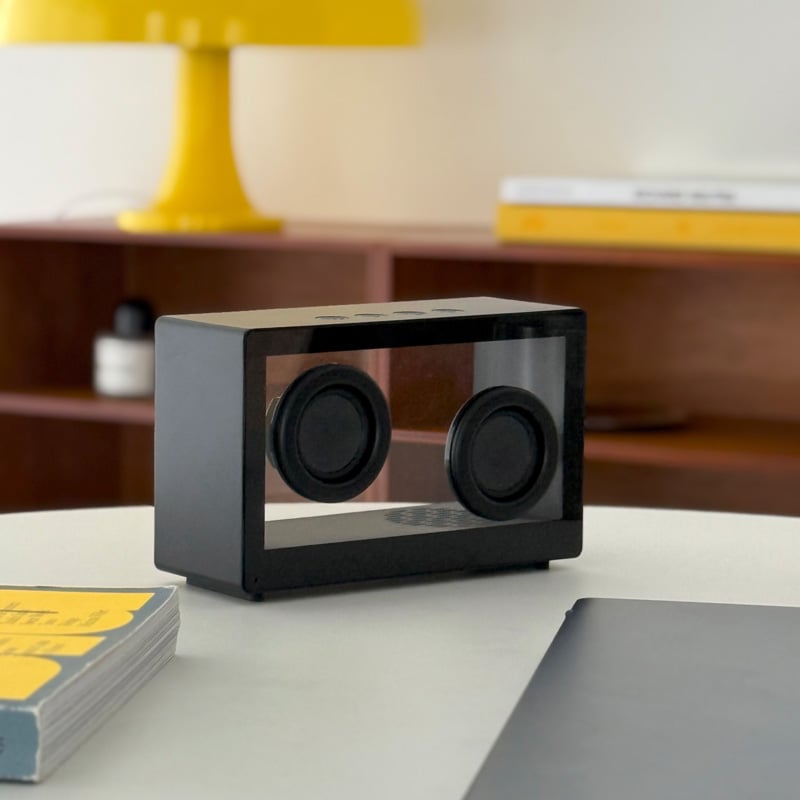 Floating-Driver Clear Acrylic Bluetooth Desk Speaker