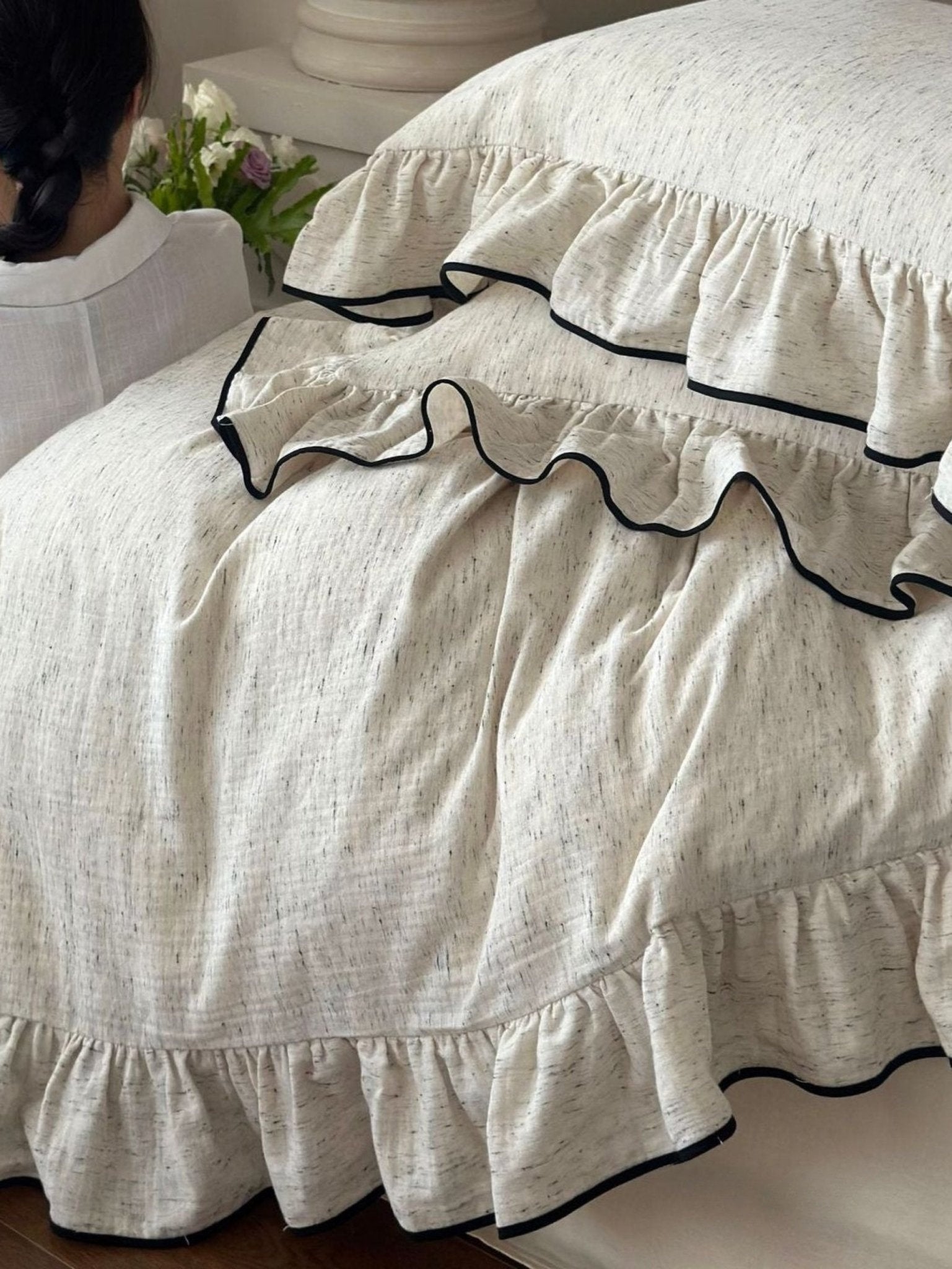 Fenridge Ruffled Double Gauze Bedding Set - room scene