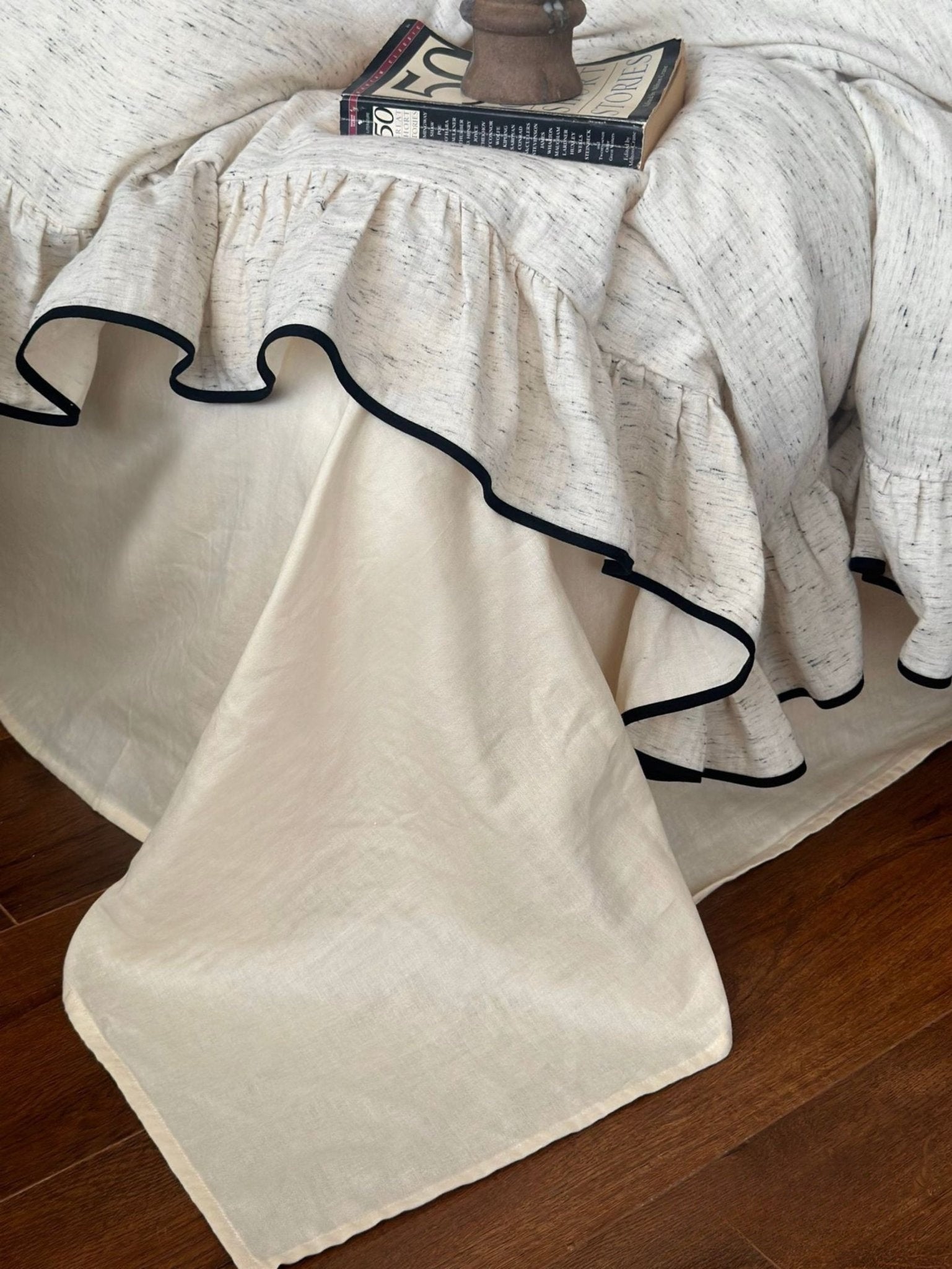 Fenridge Ruffled Double Gauze Bedding Set - room scene