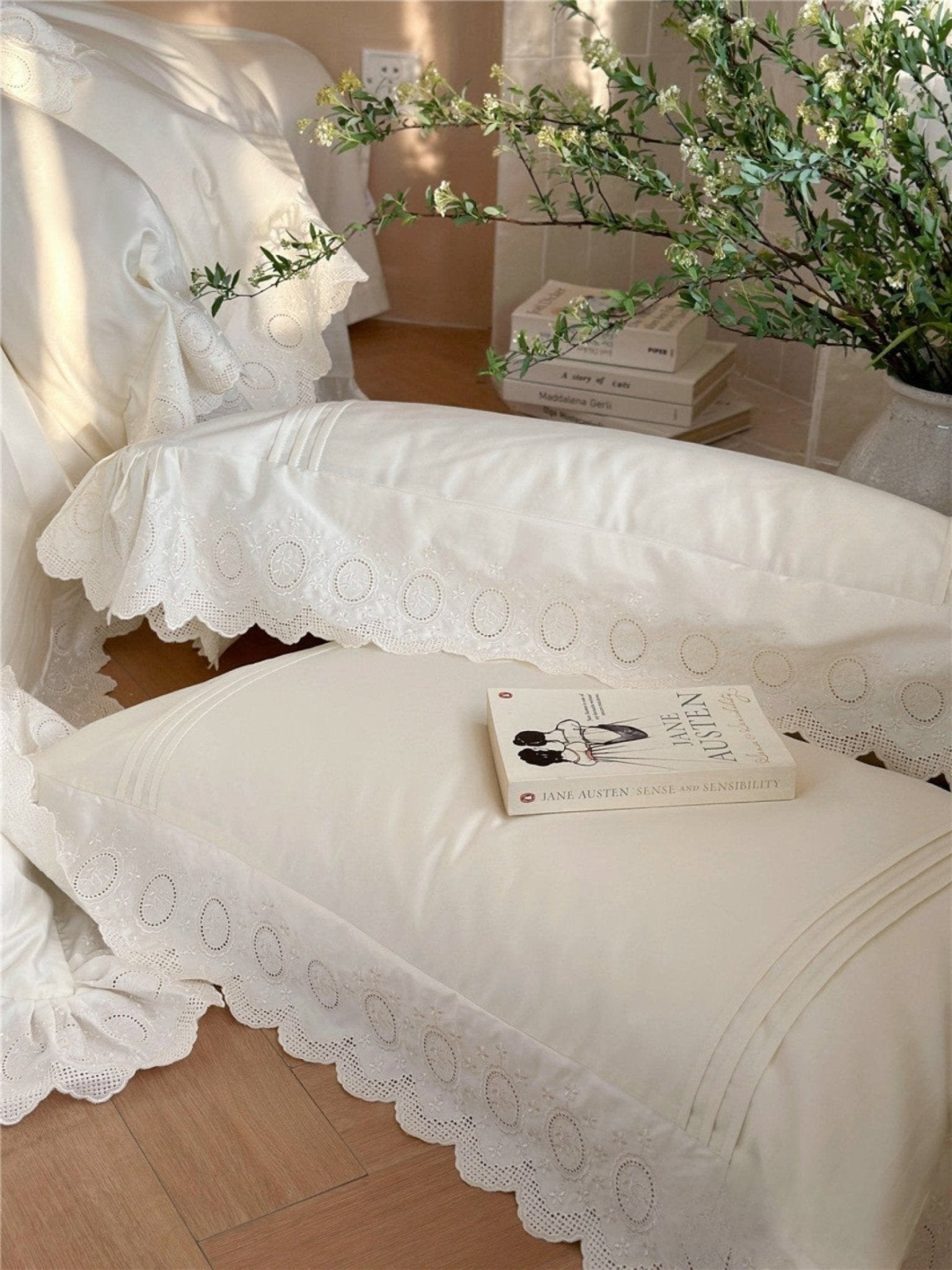 Fernclaire Ruffled Cooling Tencel Bedding Set - room scene