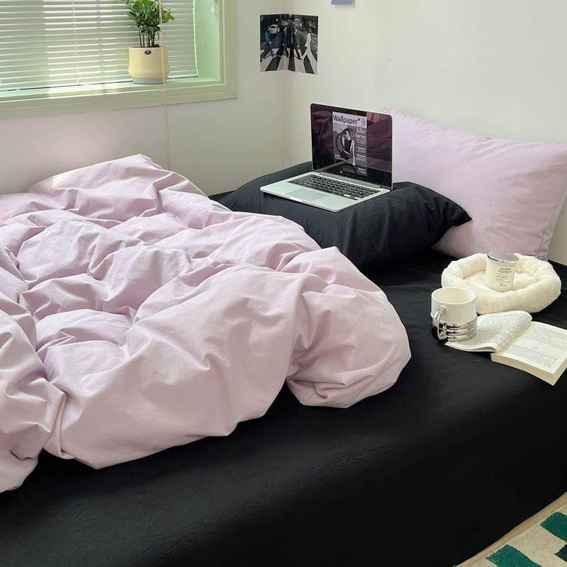Lavender and black bedding set with cozy layered cotton texture – RoomDen