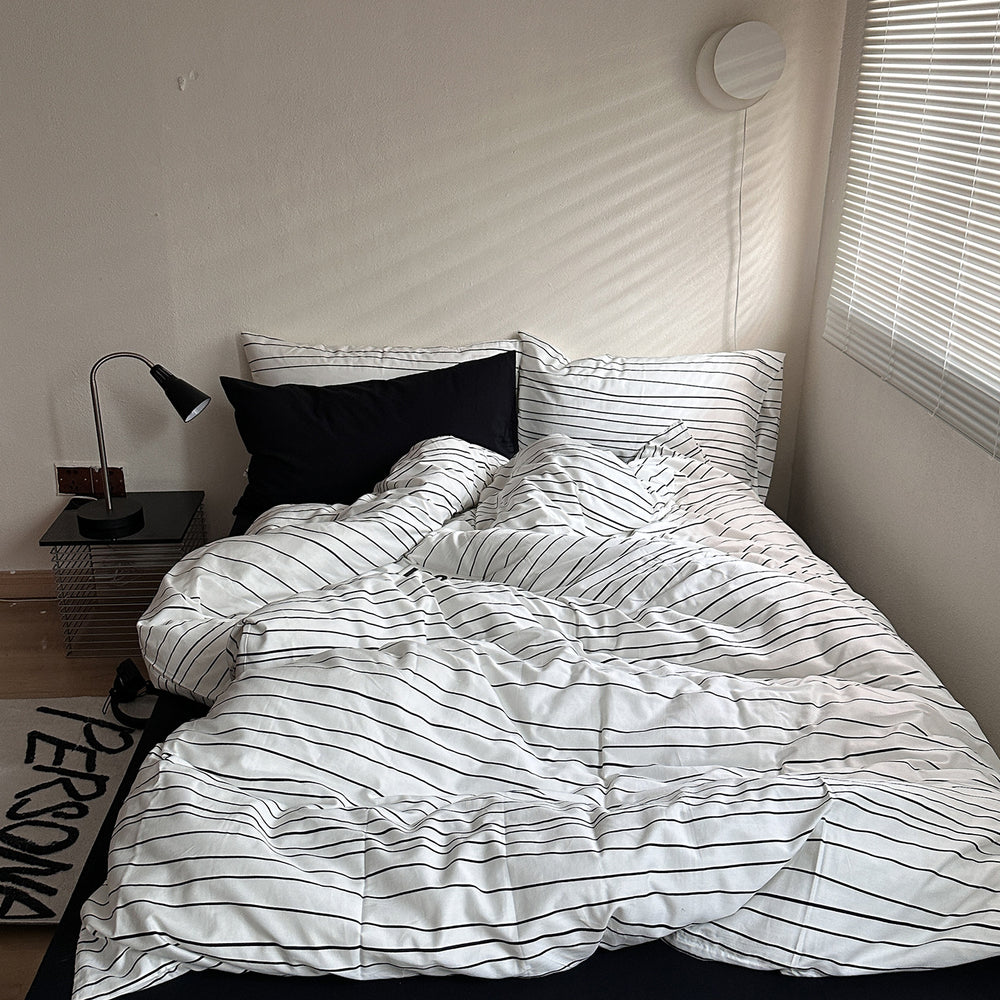 Pinstripe Washed Cotton Bedding Set, Onyx Pinstripe, bed arrangement - Roomden