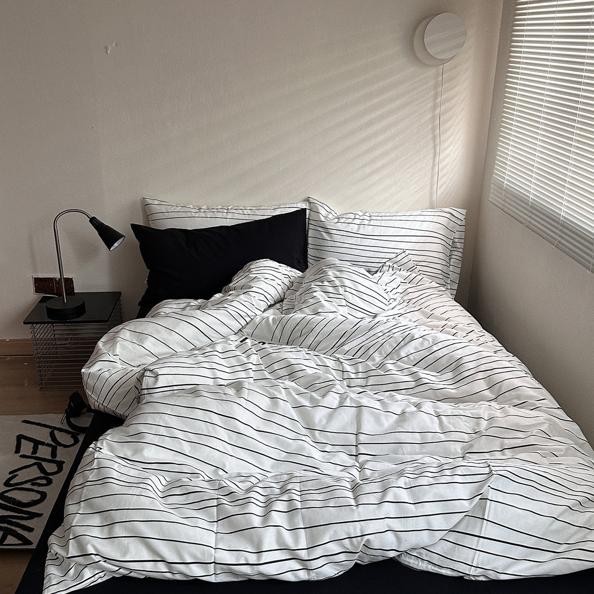 Pinstripe Washed Cotton Bedding Set, Onyx Pinstripe, bed arrangement - Roomden