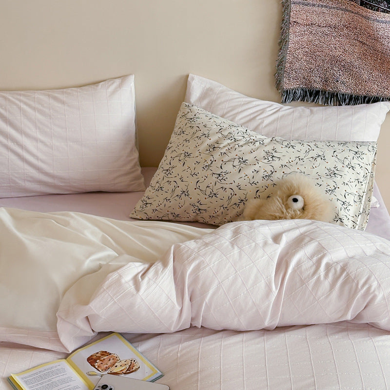 Gingham Jacquard Cotton Bedding Set – Pink Mixed Floral, bed arrangement - Roomden