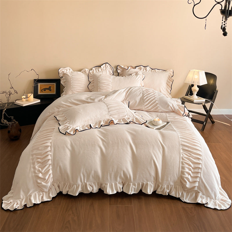 Pleated Ruffle Fleece Bedding Set – Beige, bed arrangement - Roomden