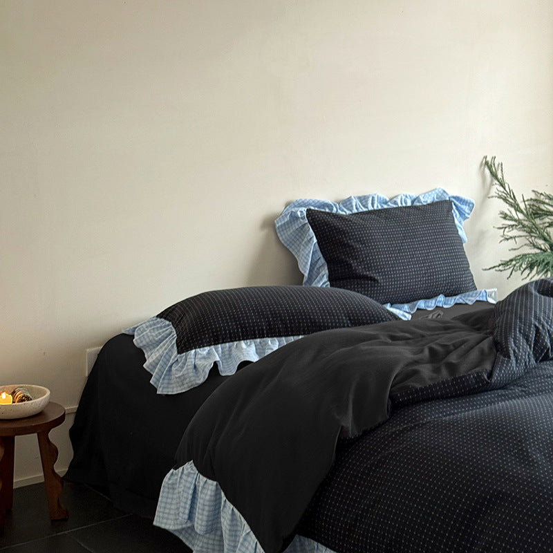 Contrast Ruffle Gingham Cotton Bedding Set, Onyx & Mist, bed arrangement - Roomden