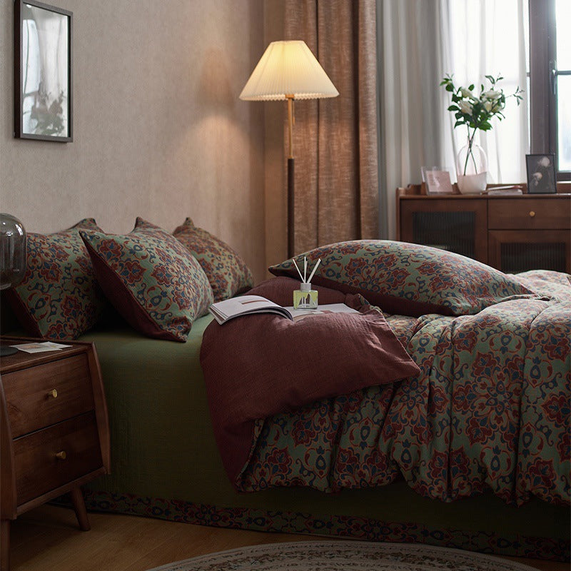 Ornella Jewel Floral bedding set – jewel floral, bedroom view of the duvet and pillows, view 3 - Roomden