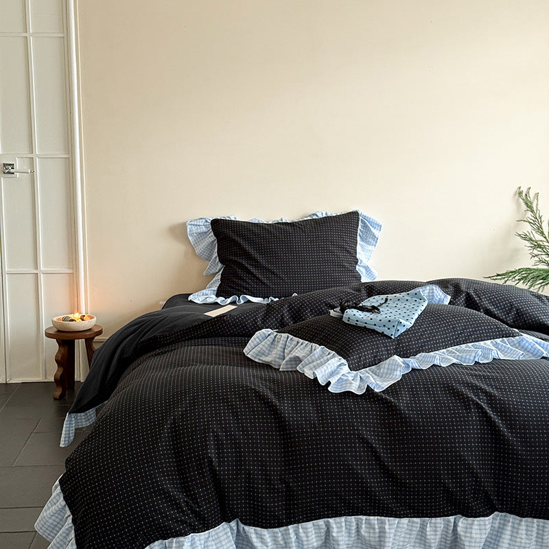 Contrast Ruffle Gingham Cotton Bedding Set, Onyx & Mist, bed arrangement - Roomden