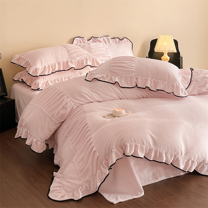 Pleated Ruffle Fleece Bedding Set – Pink, bed arrangement - Roomden