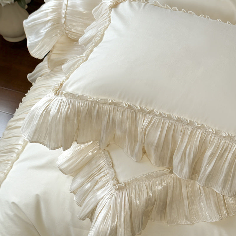 Ruffled Cotton Bedding Set – Ivory Cream, fabric and edge detail - Roomden