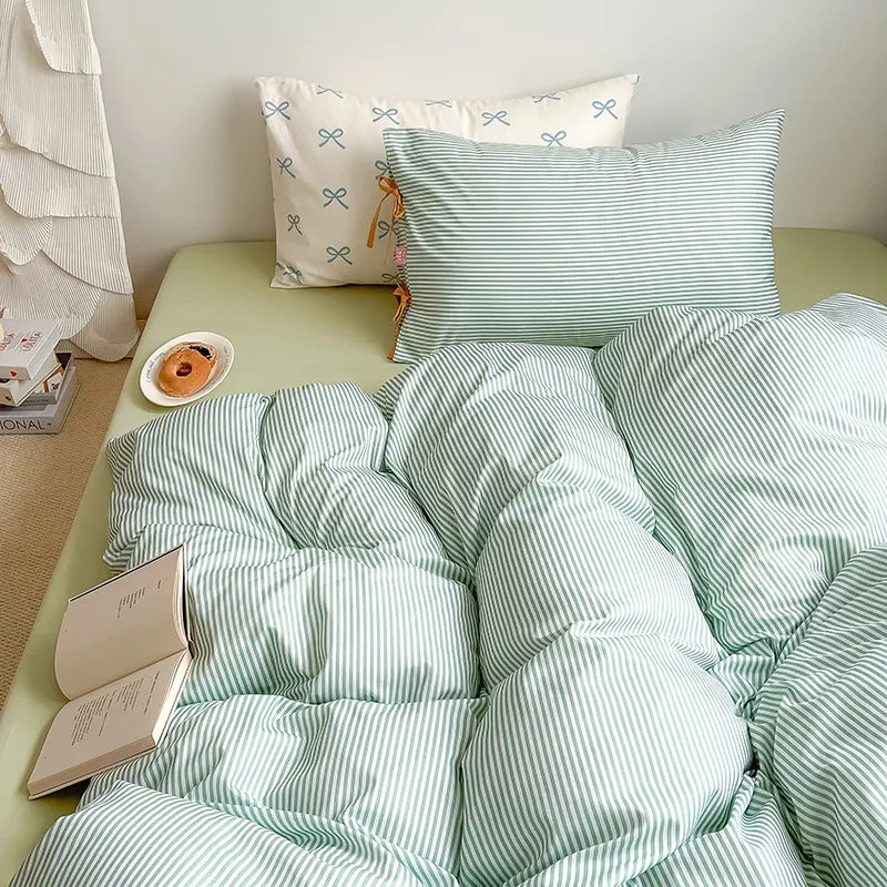 Bow striped cotton bedding set – Sage Green, coordinated duvet and pillow view - Roomden