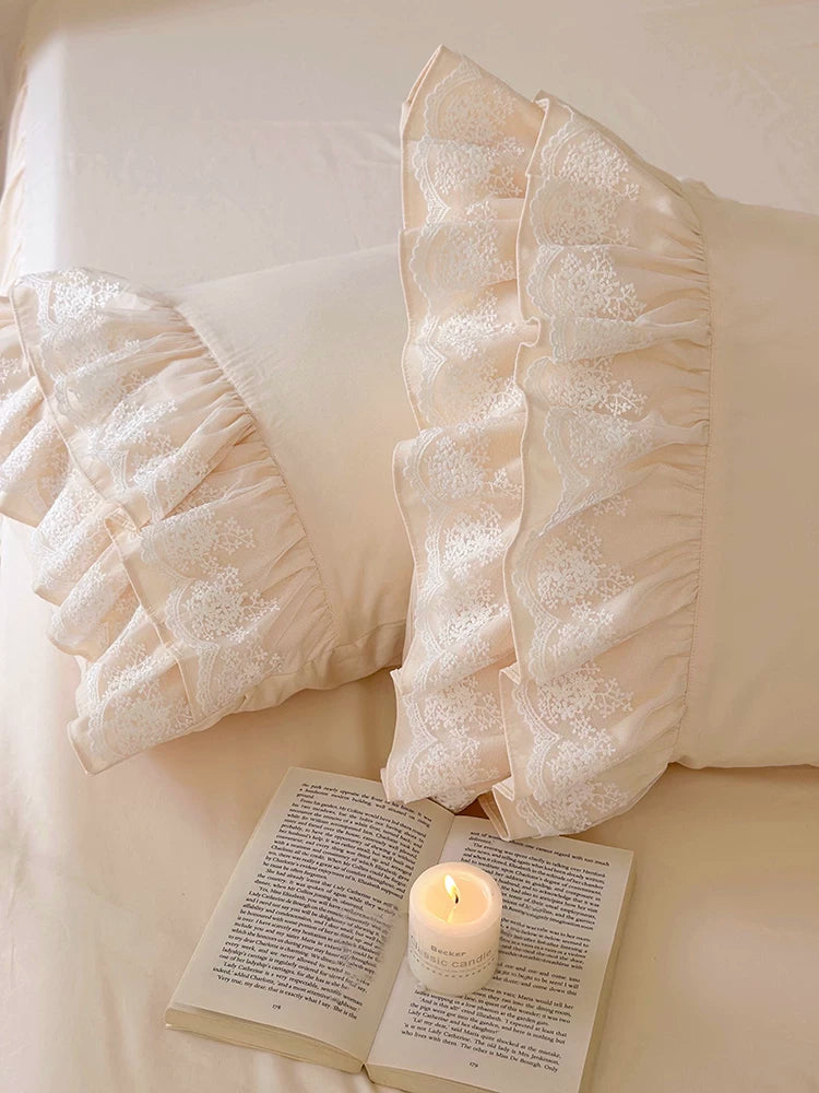 Ruffle cotton sateen bedding set – Vanilla Cream, gathered pillowcase edges - Roomden