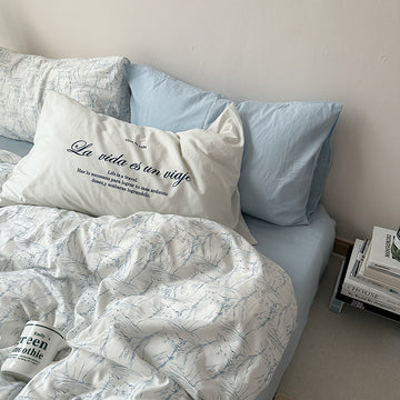 Ivory Blue Cat Sketch Cotton Bedding Set