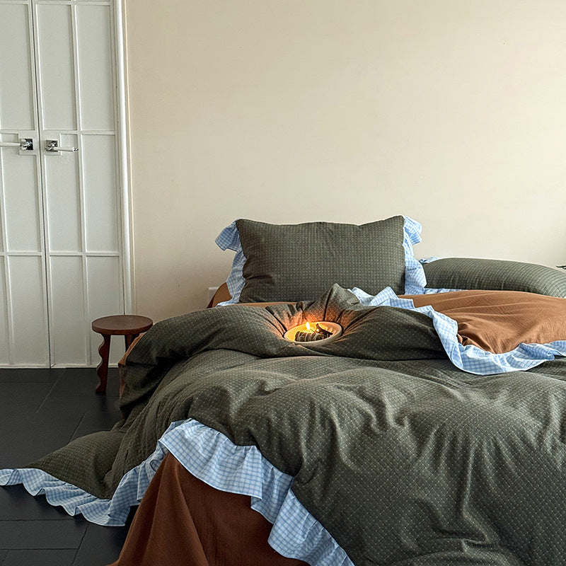 Contrast Ruffle Gingham Cotton Bedding Set, Moss & Copper, fabric and pillow details - Roomden