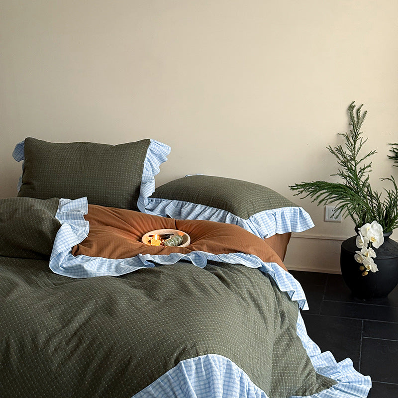 Contrast Ruffle Gingham Cotton Bedding Set, Moss & Copper, fabric and pillow details - Roomden
