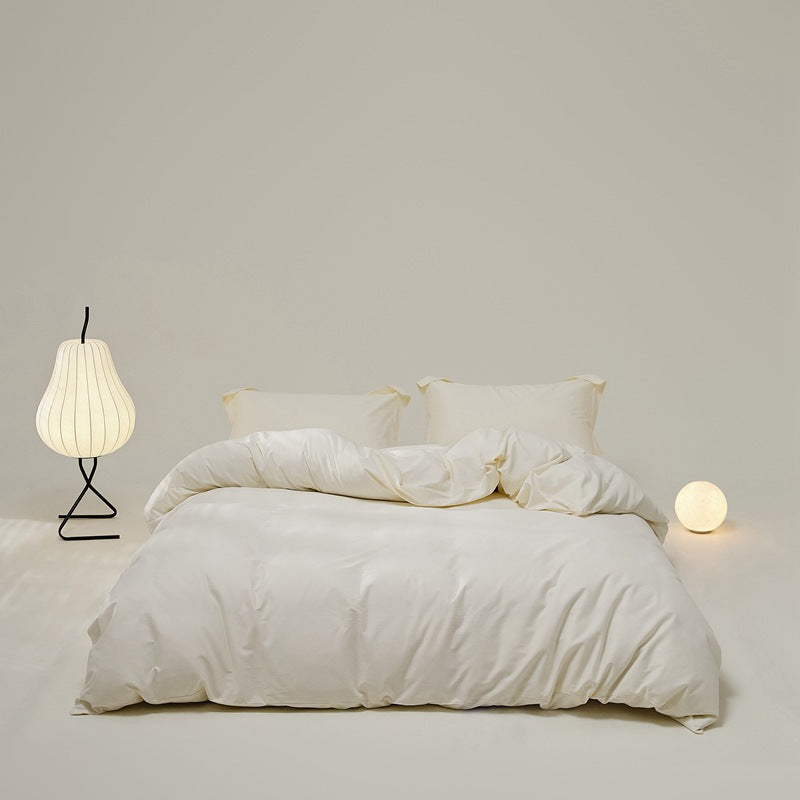Brushed cotton bedding set – Ivory, full bed arrangement - Roomden