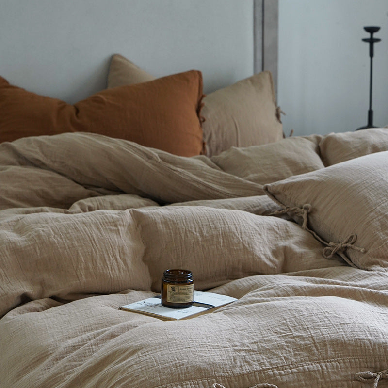 Tie-Detail Double Gauze Cotton Bedding Set – Beige Brown, bed arrangement - Roomden