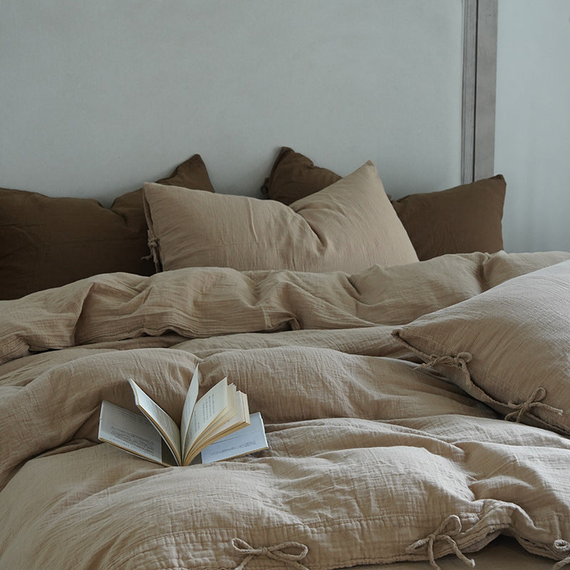 Tie-Detail Double Gauze Cotton Bedding Set – Beige Brown, bed arrangement - Roomden