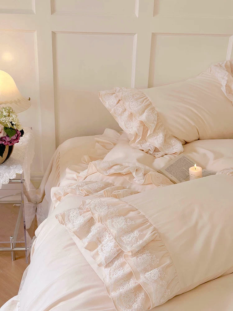 Ruffle cotton sateen bedding set – Vanilla Cream, layered ruffles - Roomden
