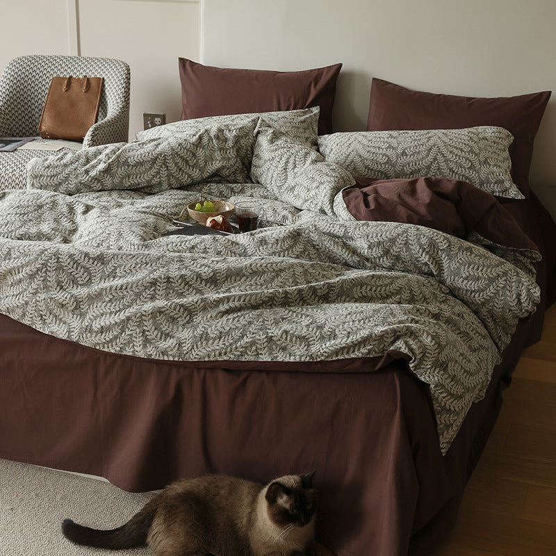 Botanical Jacquard Brushed Cotton Bedding Set – Brown, bed arrangement - Roomden