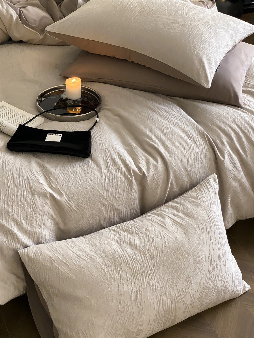 Brushed cotton jacquard bedding set – Cocoa Fern, close view of jacquard fabric and pillows - Roomden