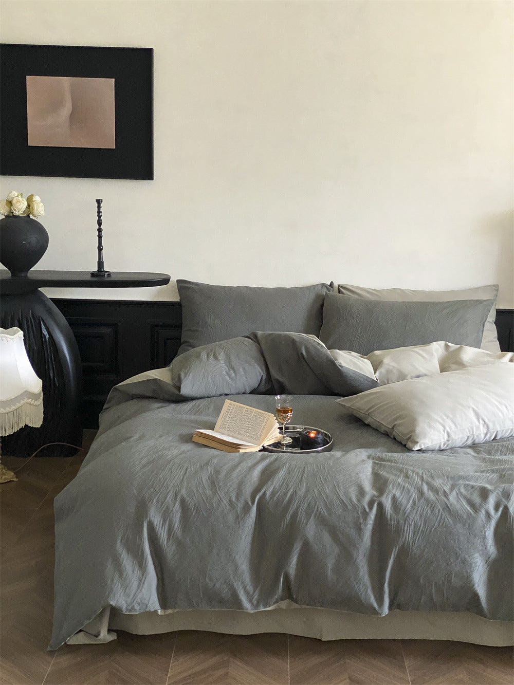 Brushed cotton jacquard bedding set – Slate Fern, alternate view of the duvet and pillows - Roomden