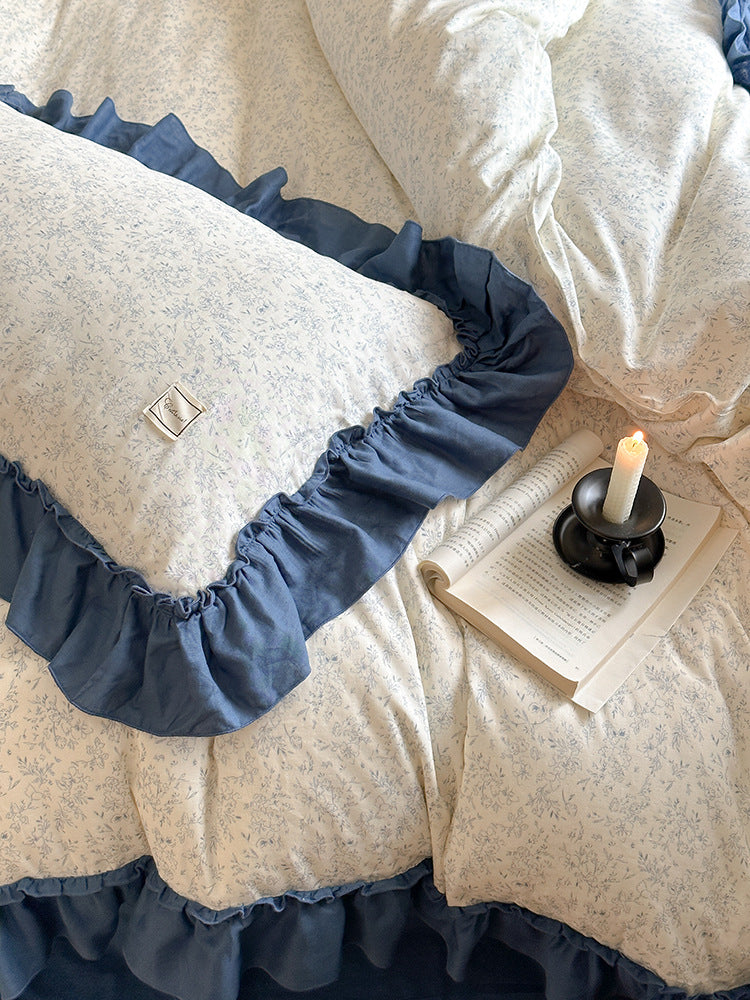 Fleurette Blue Meadow Blossom Double Gauze Bedding Set – Close view of gathered blue pillow edging - Roomden