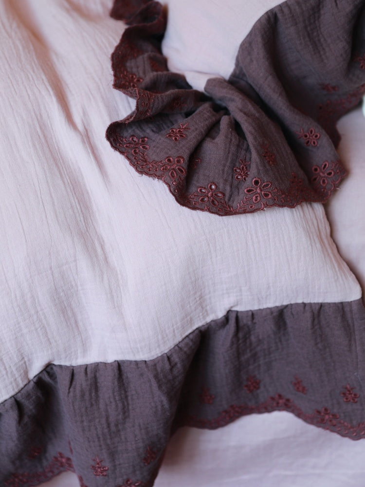 Soft Ruffle Cotton Double Gauze Bedding Set – close detail of the lilac fabric and plum ruffle - Roomden
