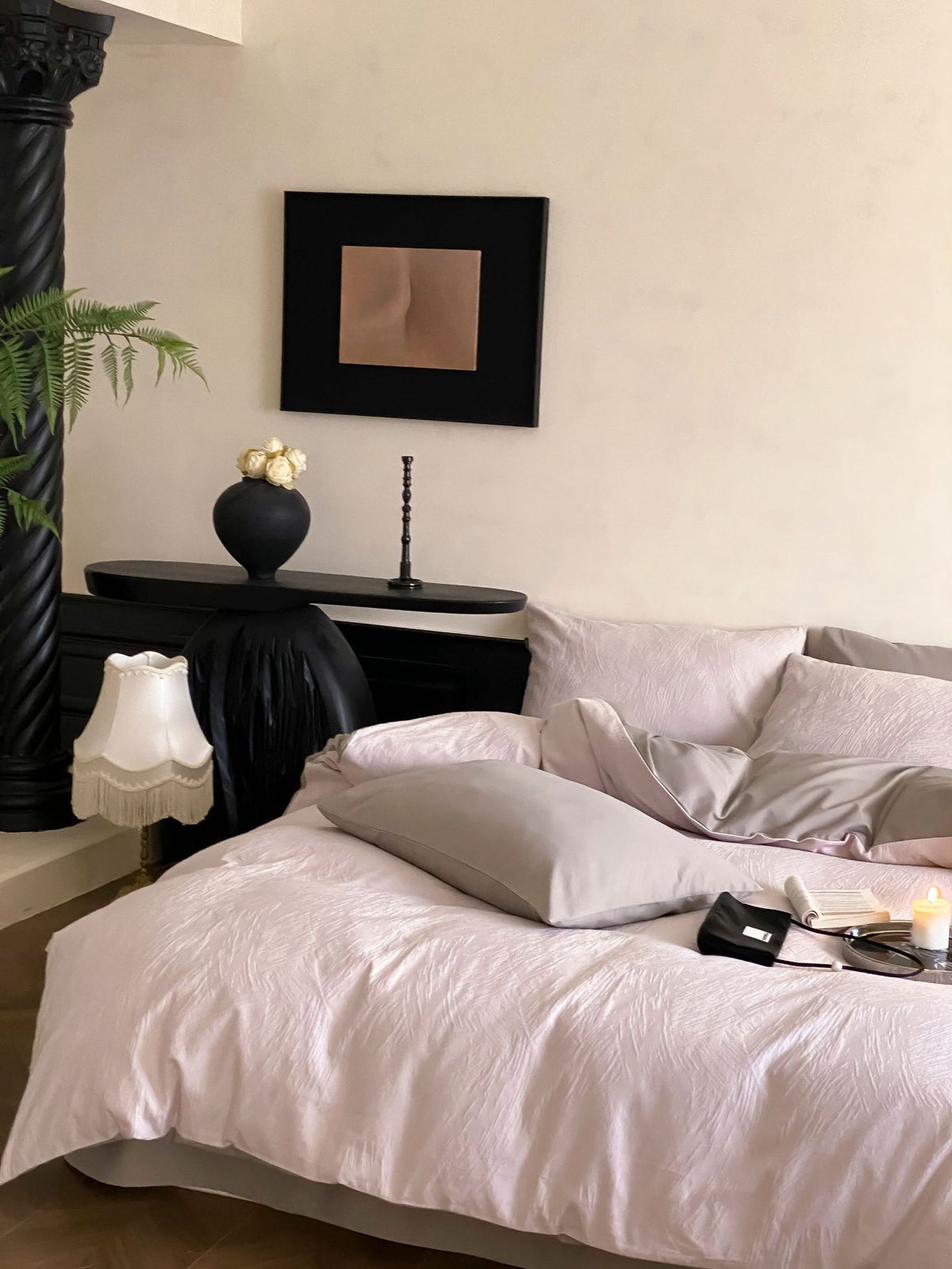 Brushed cotton jacquard bedding set – Almond Fern, alternate view of the duvet and pillows - Roomden