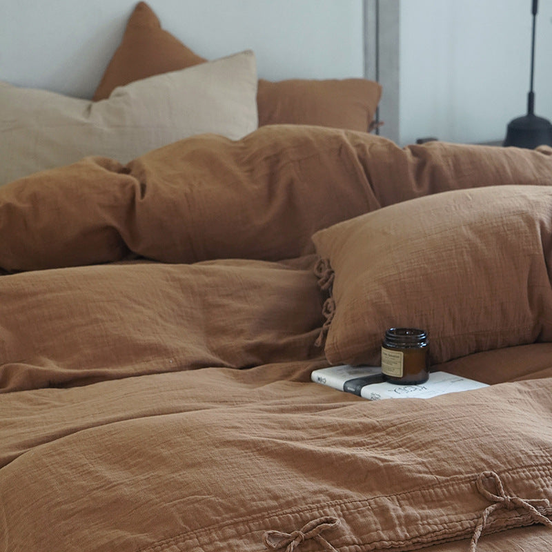 Tie-Detail Double Gauze Cotton Bedding Set – Caramel Brown, bed arrangement - Roomden