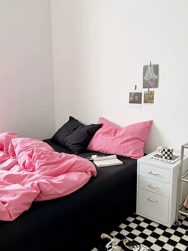 Washed Cotton Color-Block Bedding Set - Rose Pink + Black