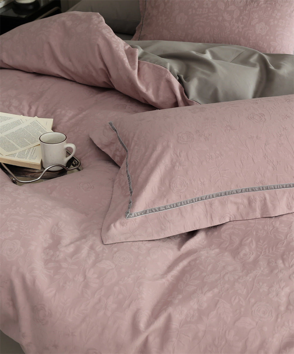 Brushed cotton jacquard bedding set – Dusty Rose Vine, close view of jacquard fabric and pillows - Roomden