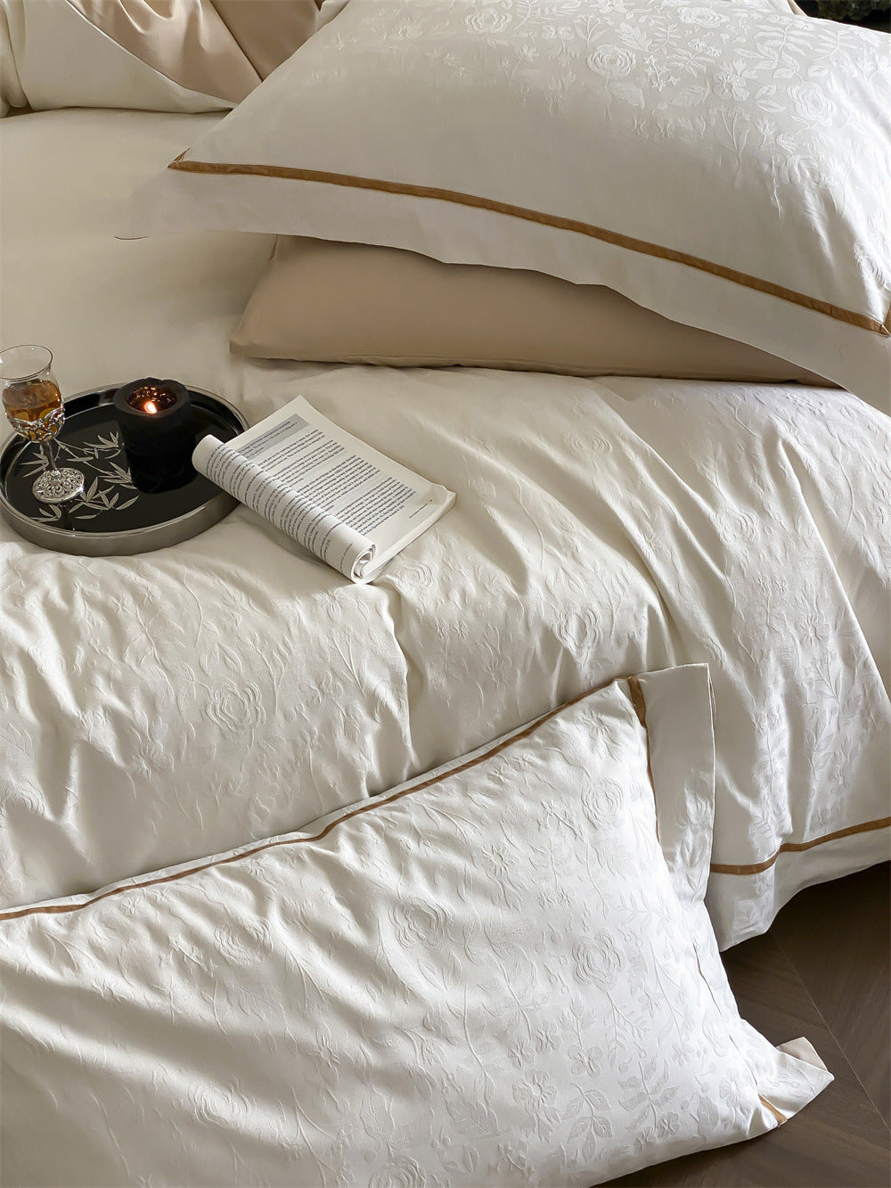 Brushed cotton jacquard bedding set – Ivory Vine, close view of jacquard fabric and pillows - Roomden