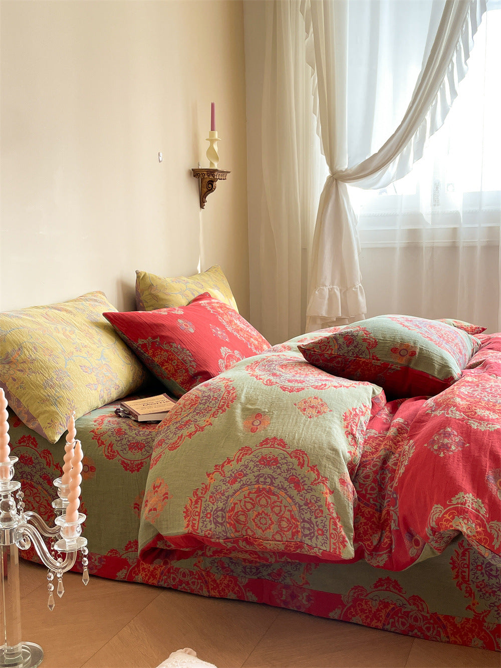 Ornella Vermilion Medallion bedding set – vermilion medallion, bedroom view of the duvet and pillows, view 7 - Roomden