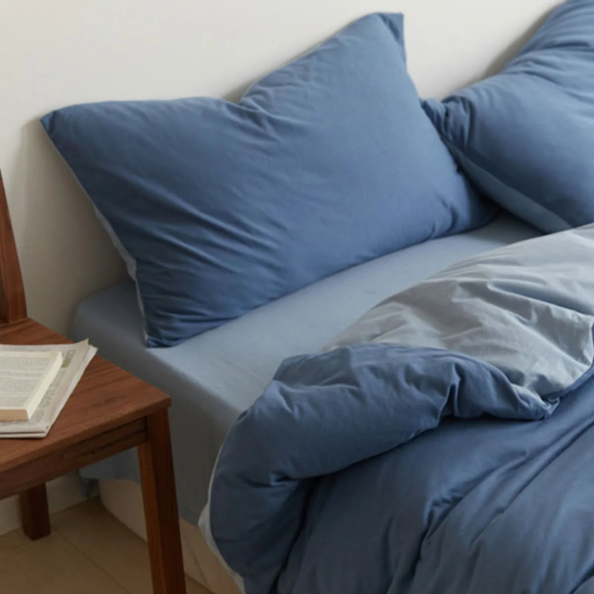 RoomDen Ultra-Soft Jersey Cotton Bedding Set in Denim & Sky Blue - Main View
