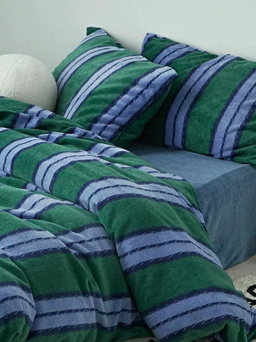 Marlowe Bold Stripe Fleece Bedding Set