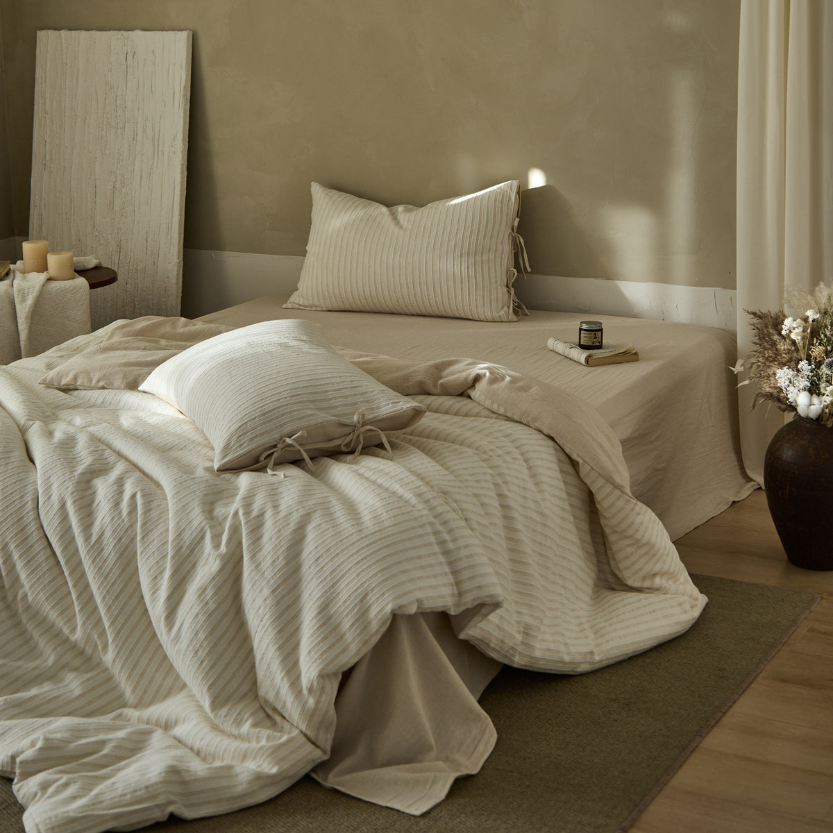 Ashfield Fine Jacquard Stripe Bedding Set – Angled view of jacquard striped duvet and pillows - Roomden