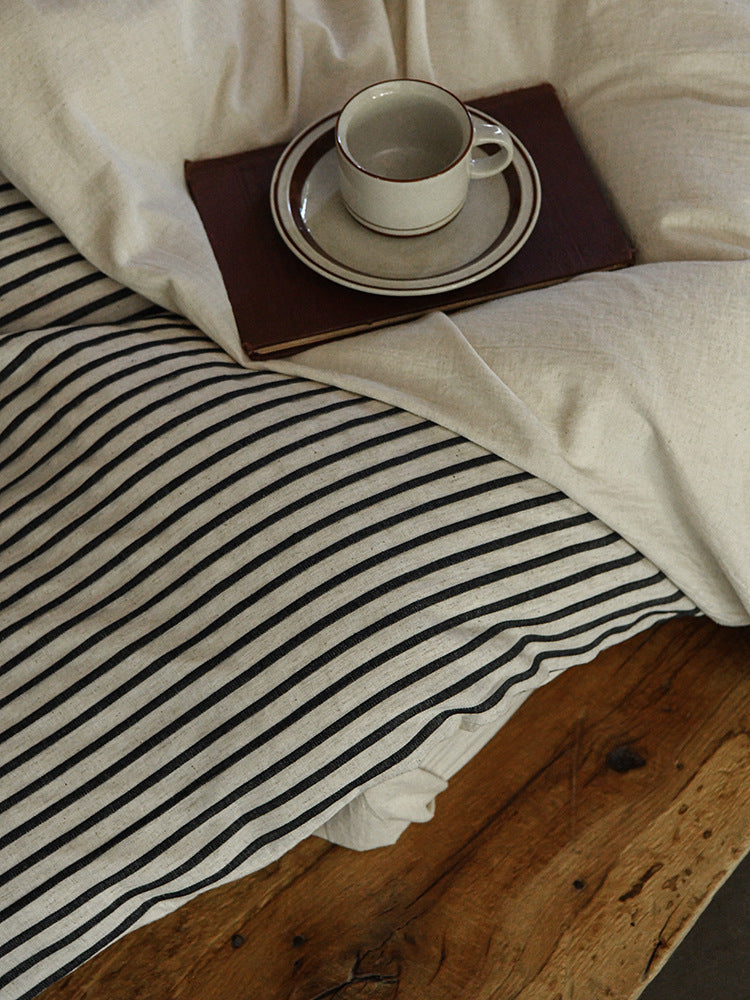 Ashfield Black Pinstripe Bedding Set – Dark striped bedding with a plain pale reverse - Roomden