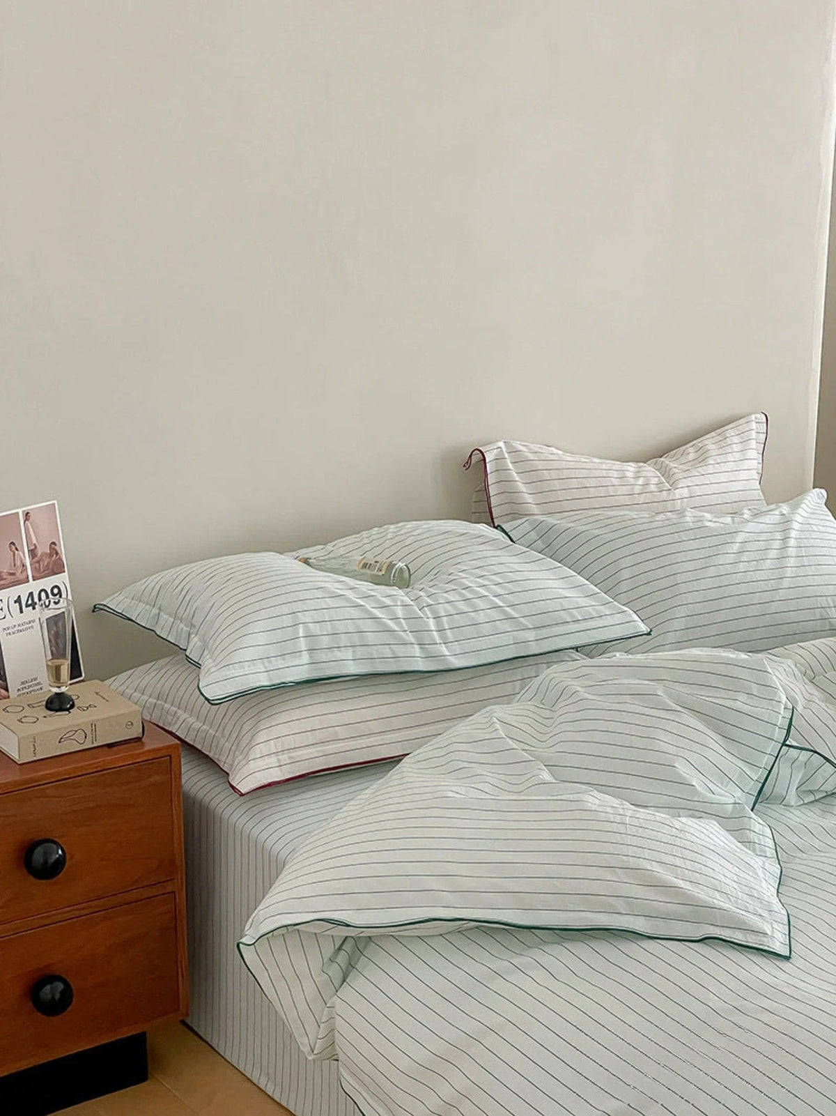 Ashcombe striped cotton bedding detail