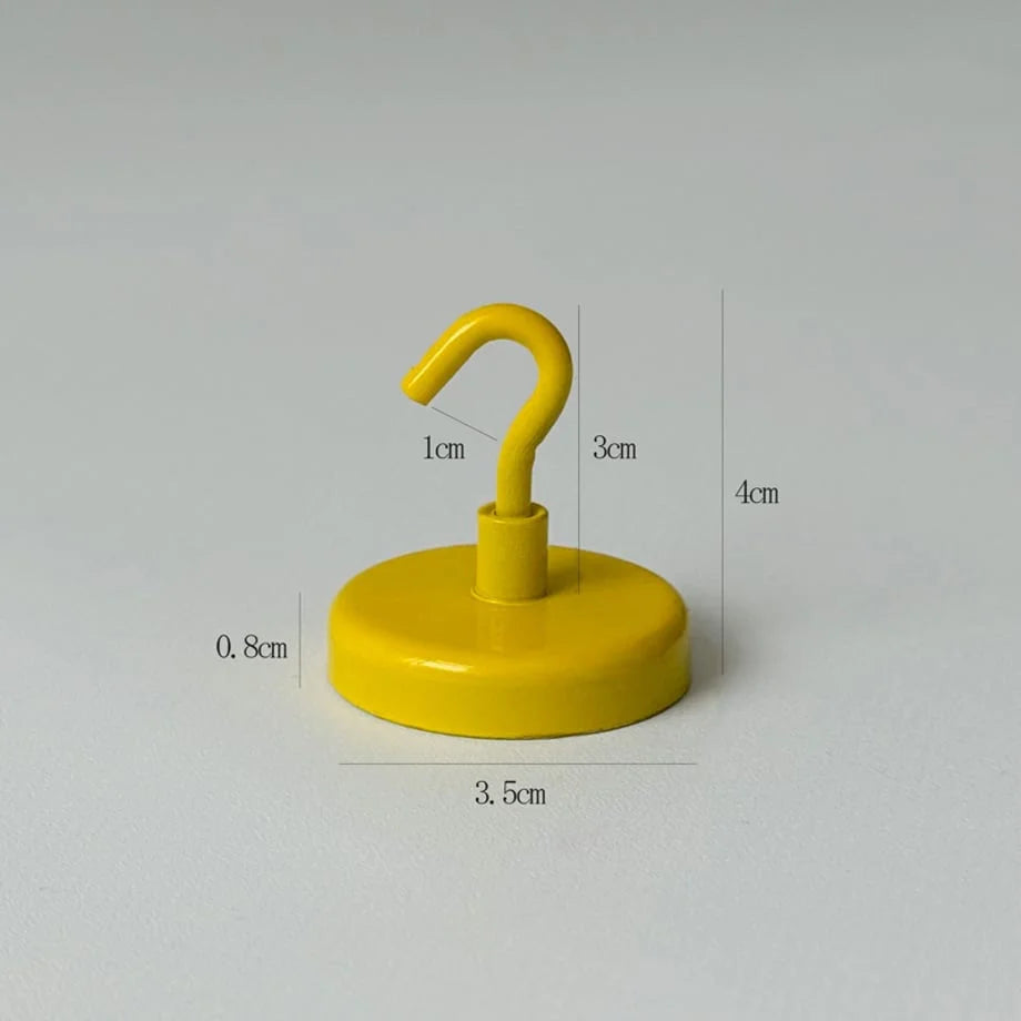 Yellow magnetic hook with dimension callouts showing its height and width in centimeters - RoomDen
