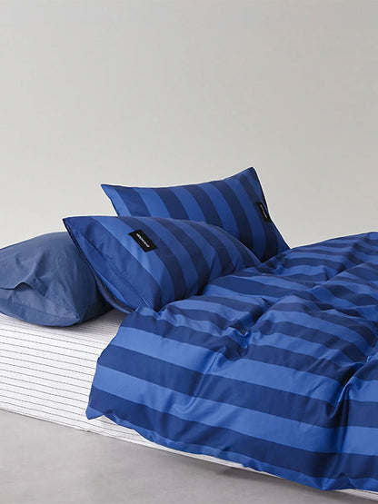 Soft Washed Wide Striped Cotton Bedding Set in Navy & Blue - RoomDen