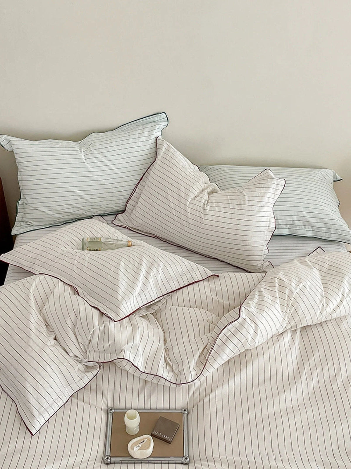 Ashcombe striped cotton bedding detail